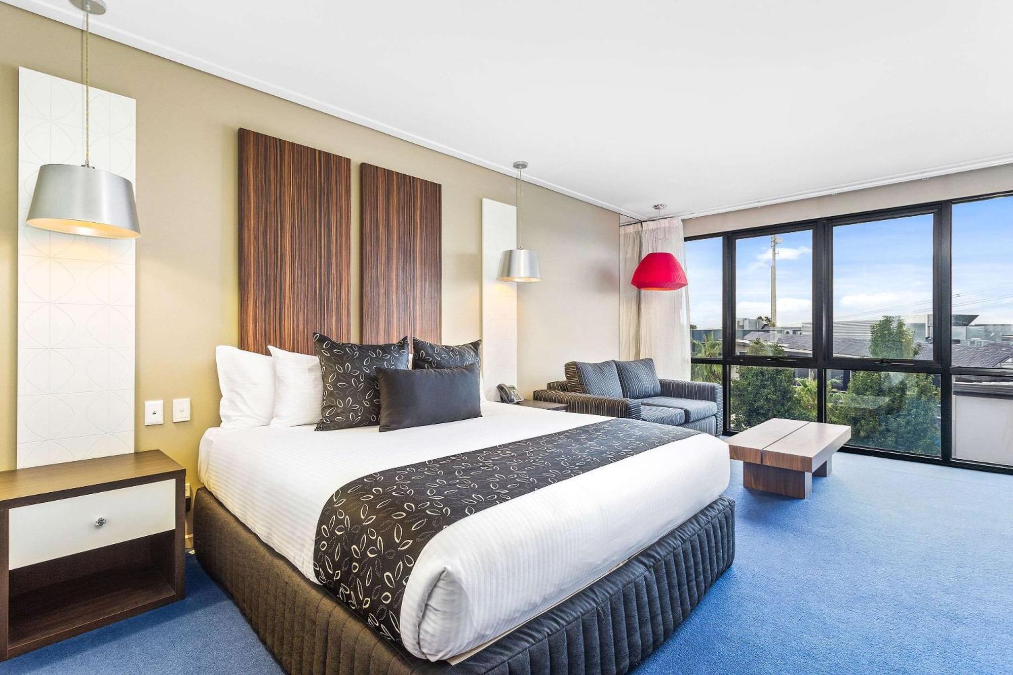 Quality Hotel Taylors Lakes Kültér fotó