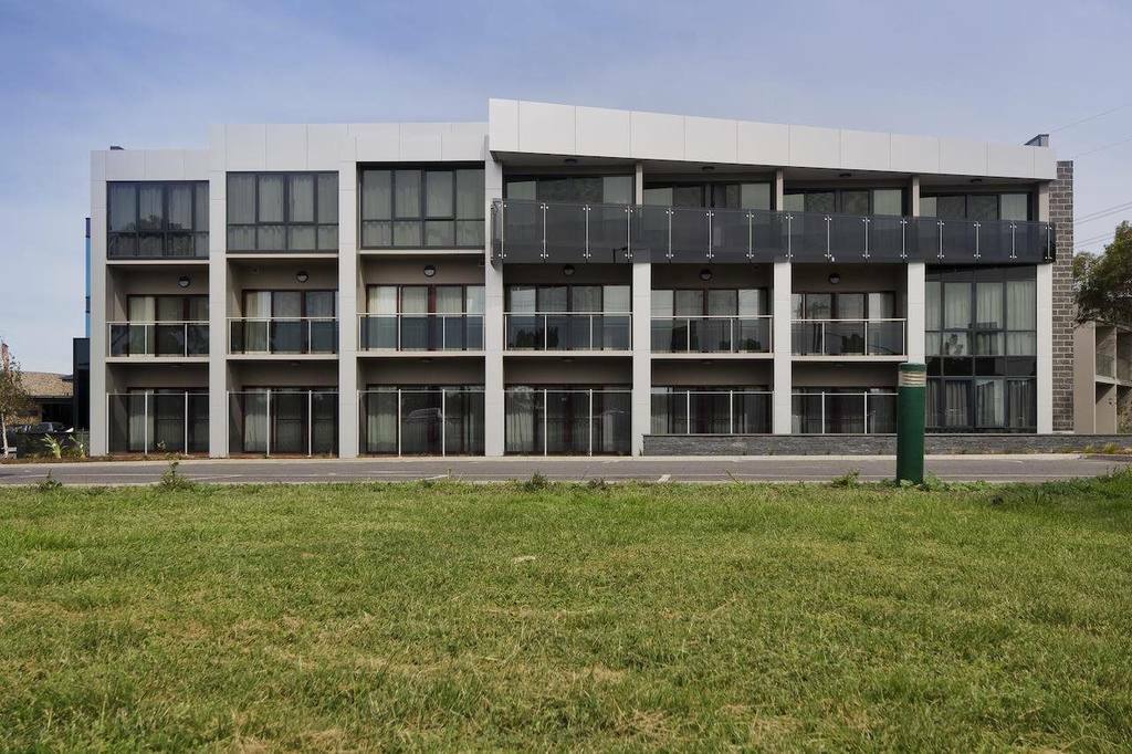 Quality Hotel Taylors Lakes Kültér fotó