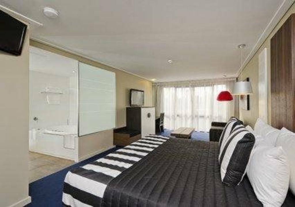 Quality Hotel Taylors Lakes Kültér fotó